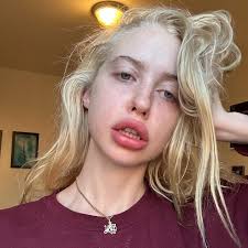 Chloe Cherry