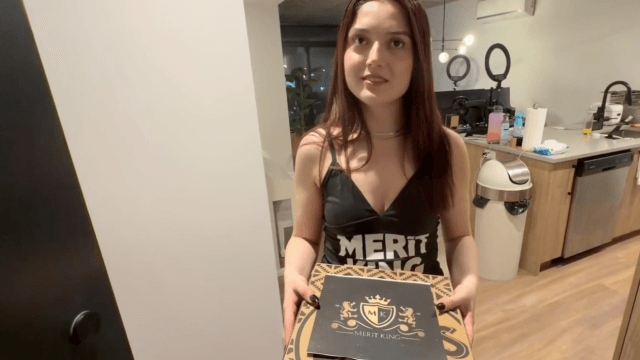 Evine Pizza Götürdüğüm Türk Kızını Siktim
