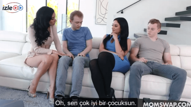 Kuralcı Anneler Oğullarını Ödüllendiriyor Türkçe Altyazılı Swap Porno